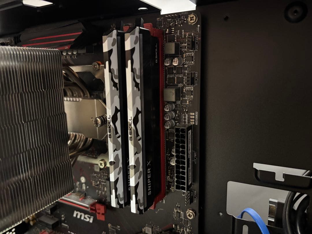 G-Tune PCケース　Ryzen7 2700 メモリ8GB×2 ＊動作未確認