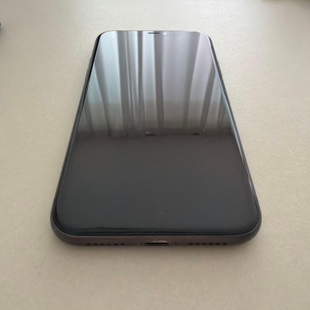 iPhone11 128GB ブラック 本体 中古 ケース 付き