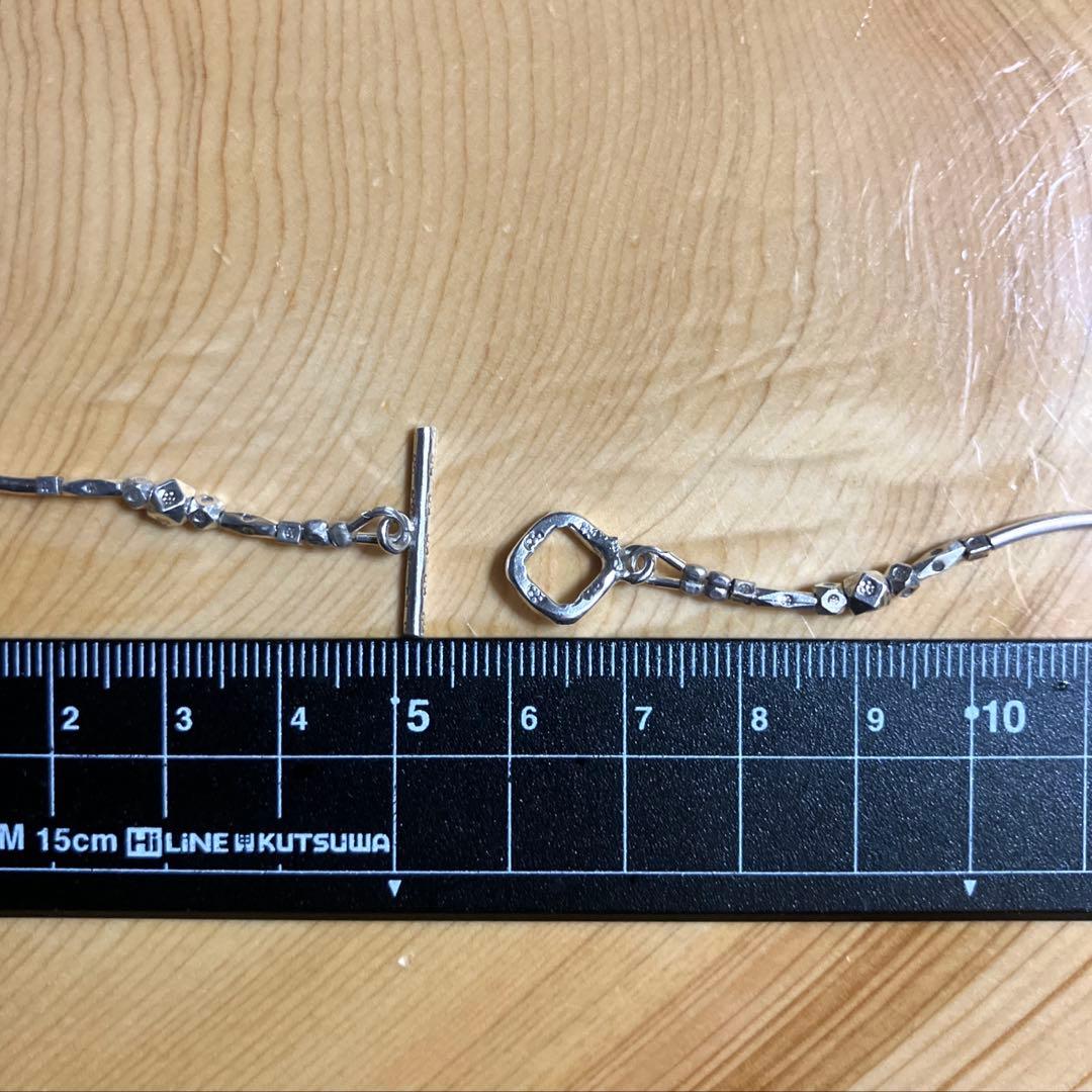 カレンシルバーカーブビーズとパドゥア刻印のセミロングネックレス56cm