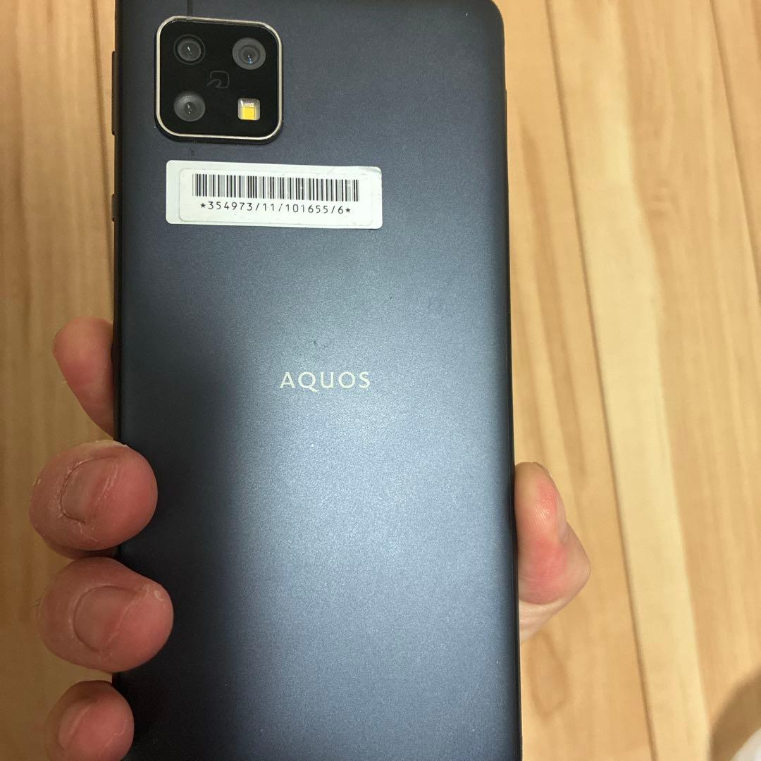 AQUOS sense5G 本体ケース付き
