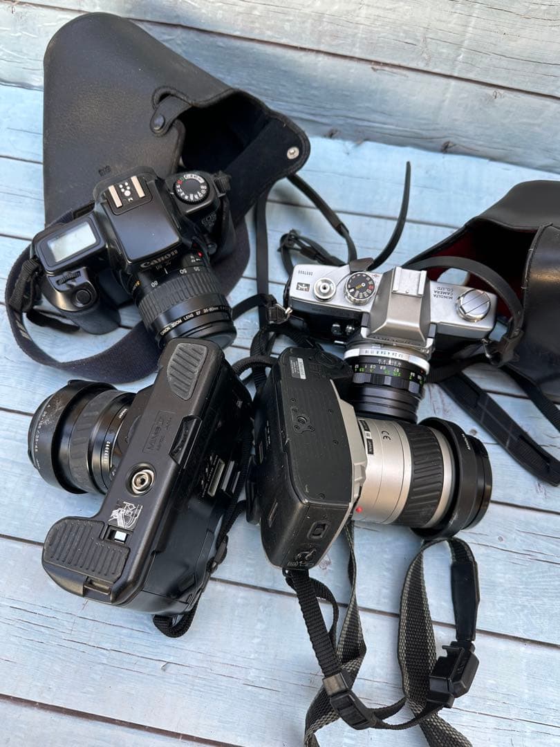 Canon EOS 1000S などまとめて4台ジャンク(H64)
