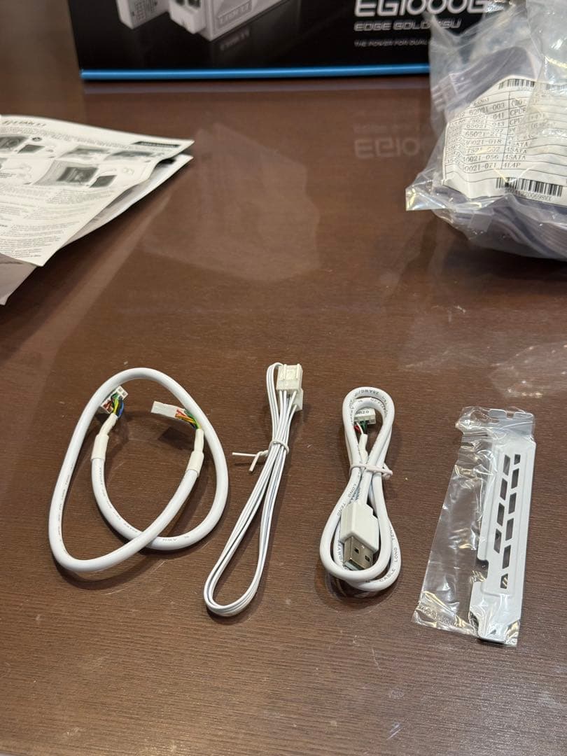 Lian Li 1000W電源 EG1000G 80 PLUS GOLD