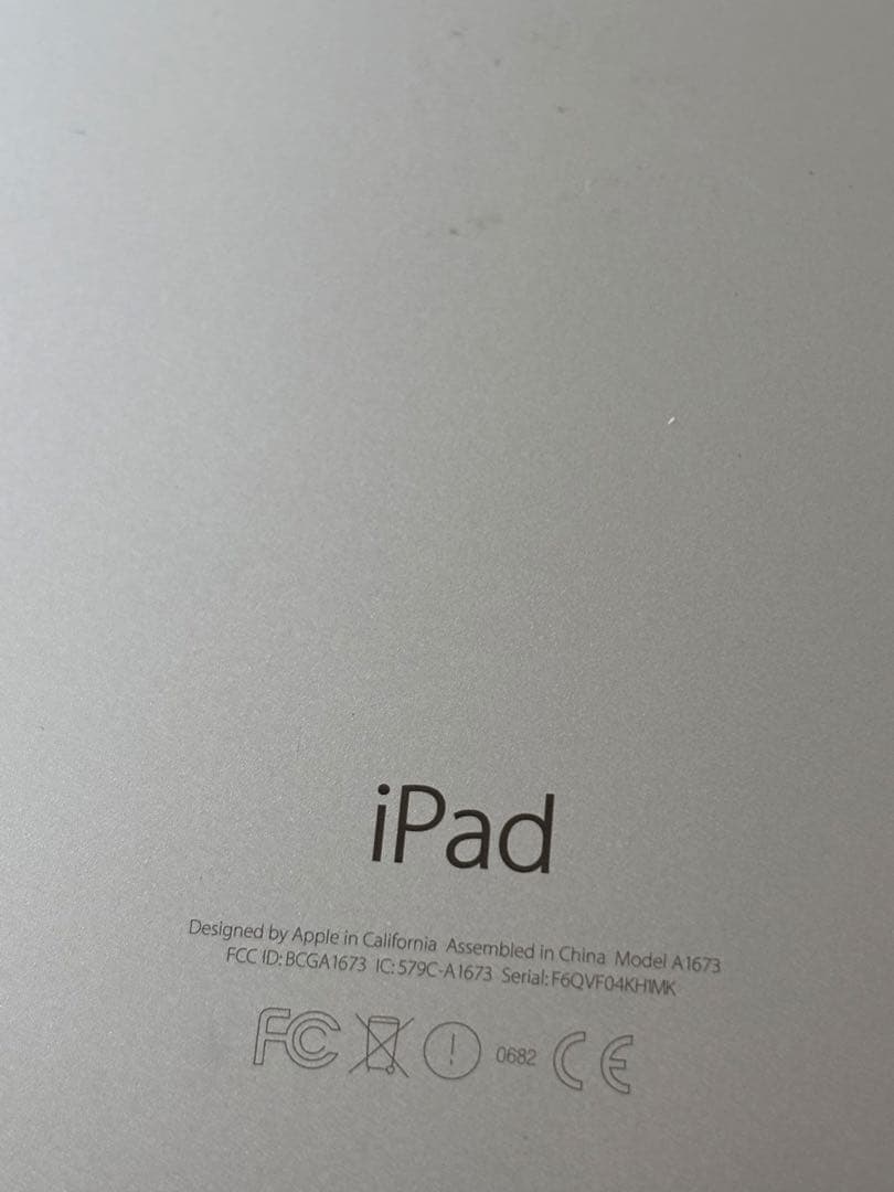 S*a様 iPad Pro9.7 Wi-Fi+SIMフリー128GB完動品+3