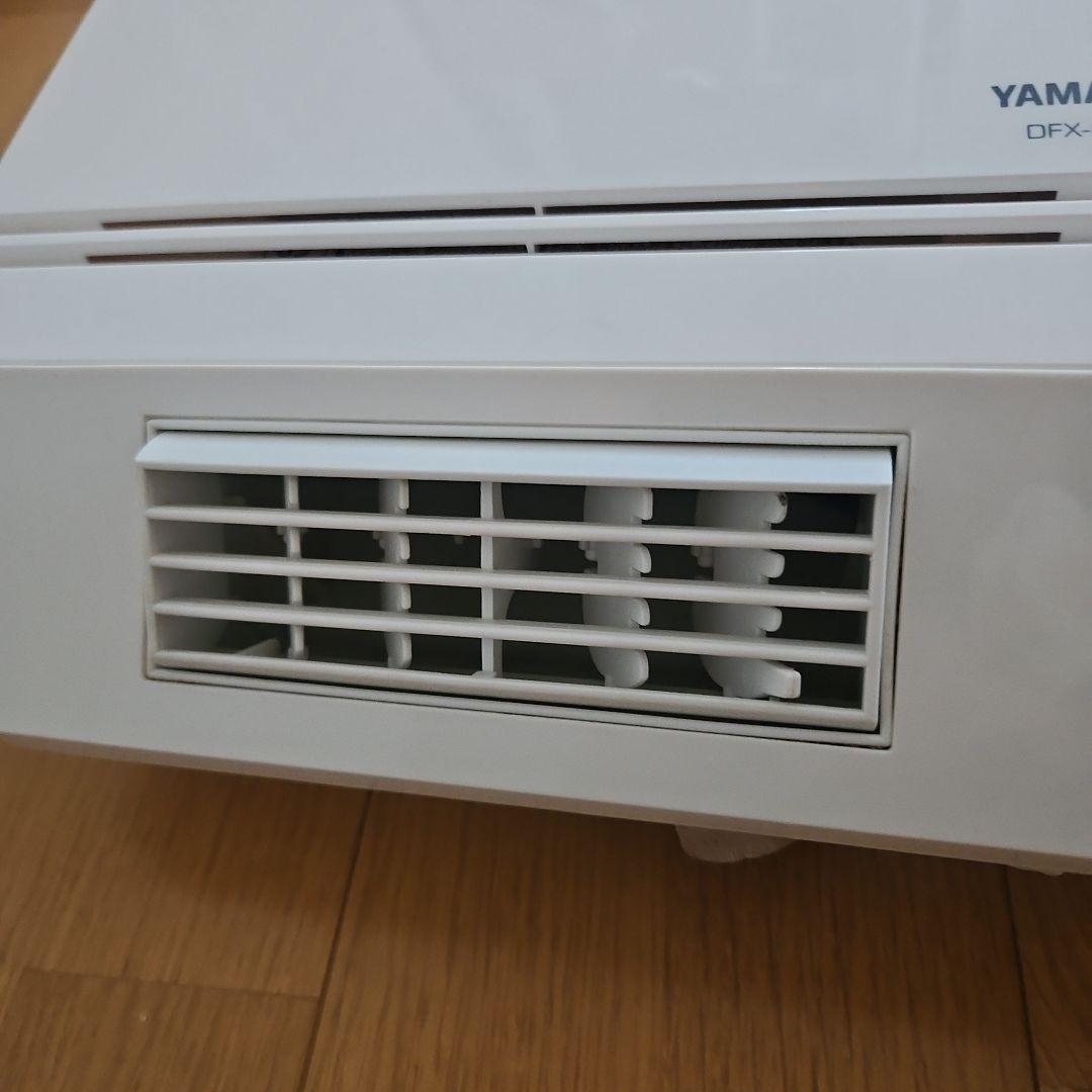 [山善] 壁掛式 脱衣所温風ヒーター DFX-RJ12(W)