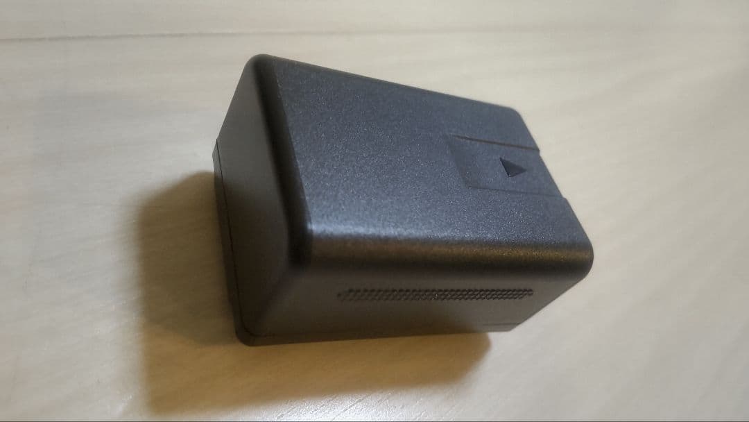 パナソニック　ビデオカメラバッテリーHC-W585M