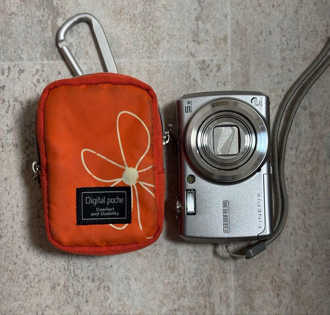 FUJIFILM FinePix F100fd コンパクトデジタルカメラ