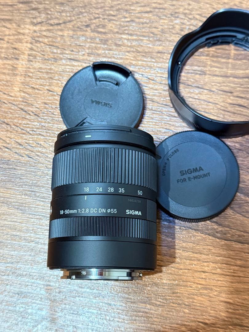 SONY α6600 ミラーレスカメラ 本体とレンズsigma18-50f2.8
