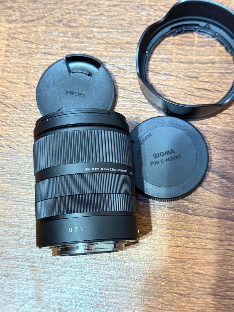 SONY α6600 ミラーレスカメラ 本体とレンズsigma18-50f2.8