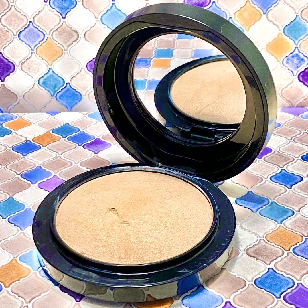 MAC ミネラライズ スキンフィニッシュ ナチュラルライト フェイスパウダー
