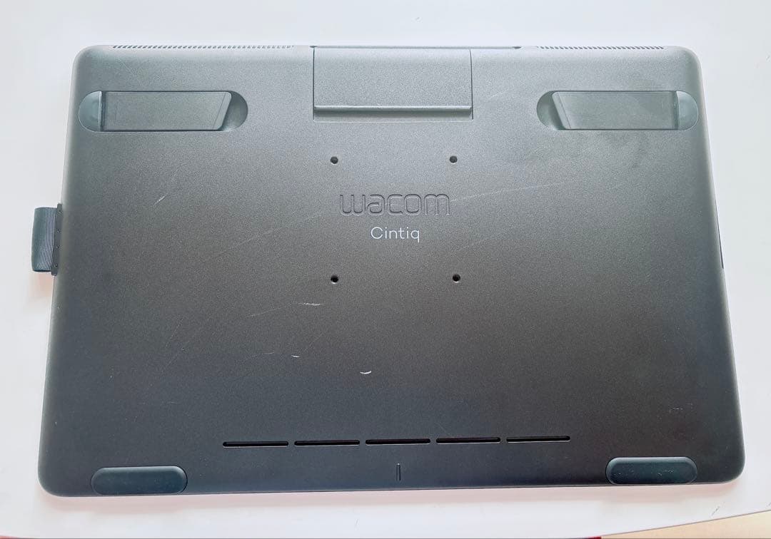 Wacom Cintiq 16 DTK-1660/k1-DA 液タブ