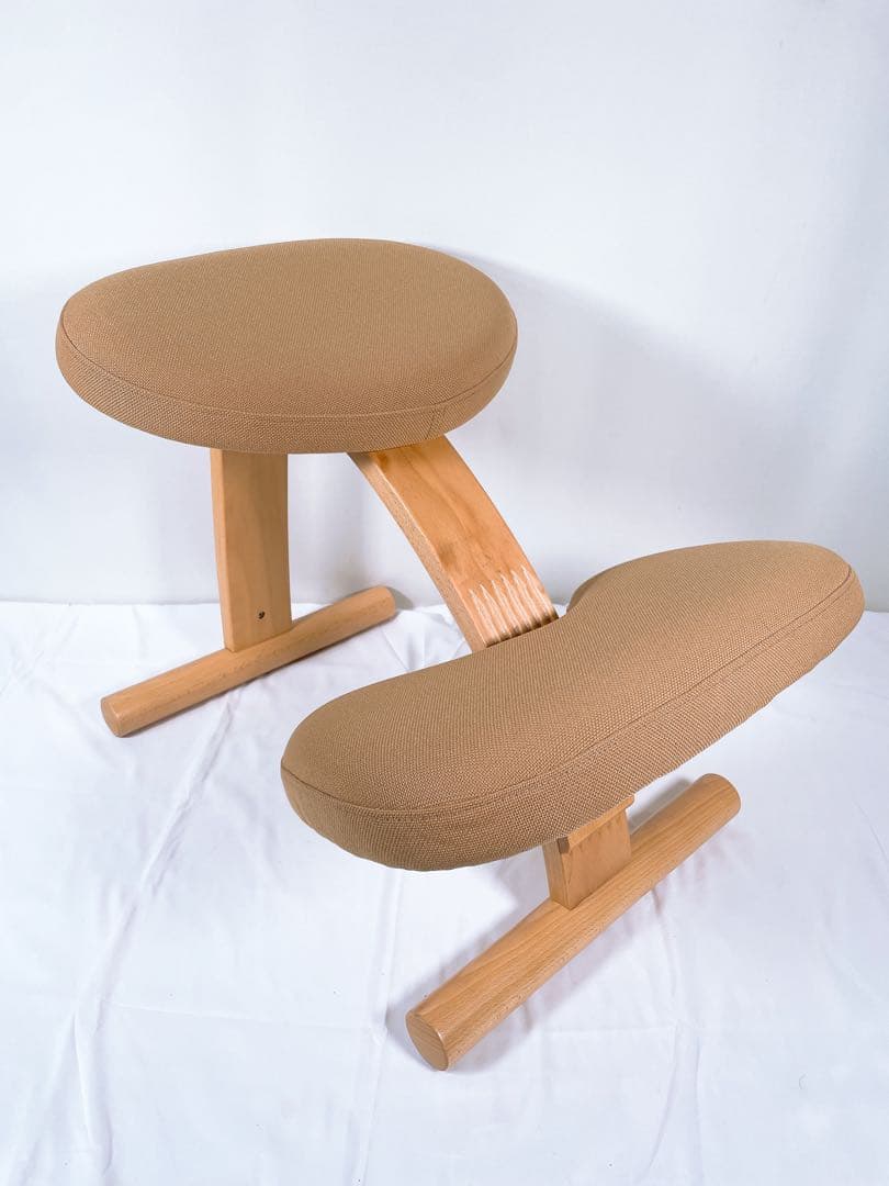 【美品】 サカモトハウス バランスチェア バランスイージー 姿勢矯正 学習椅子