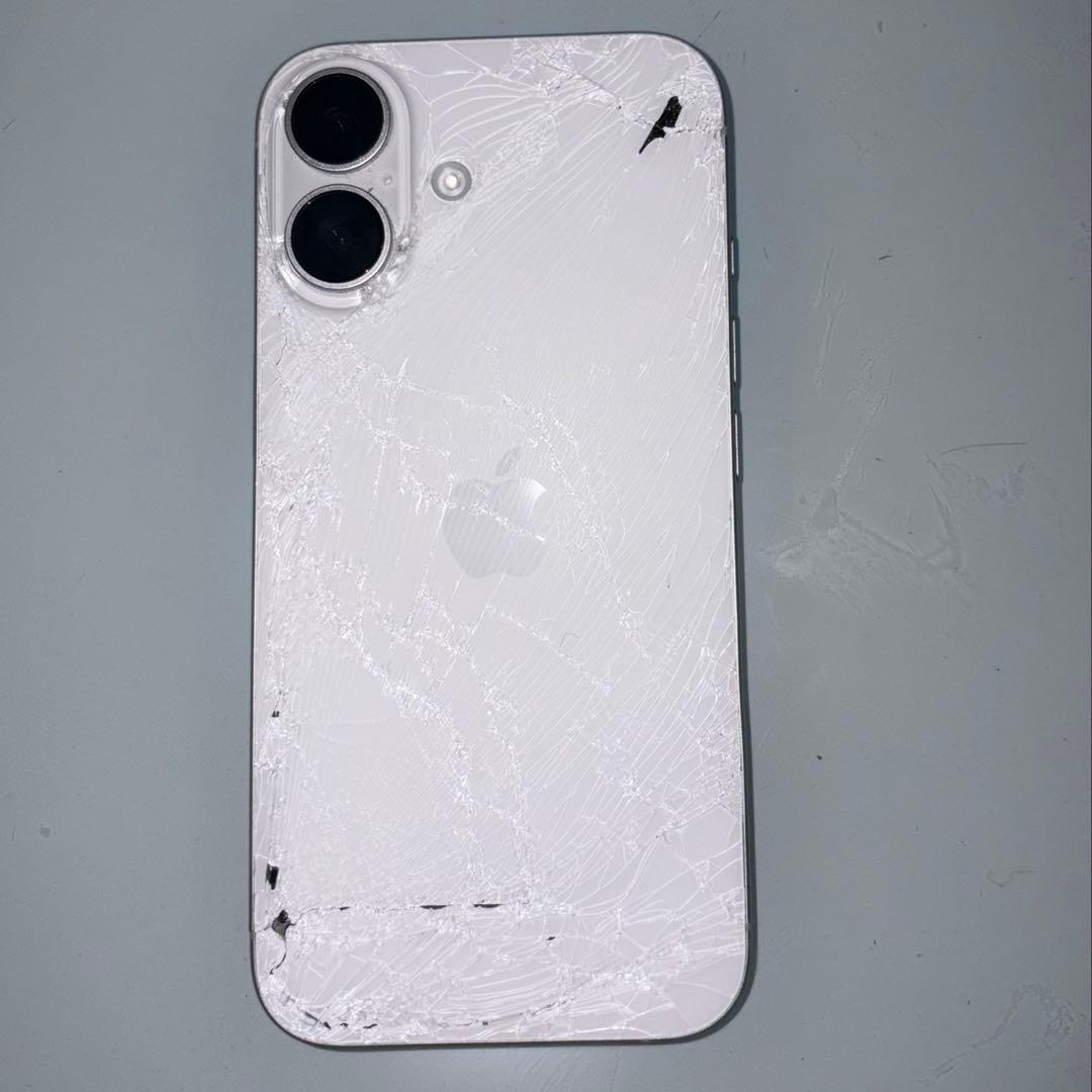 iPhone16 【両面割れ】