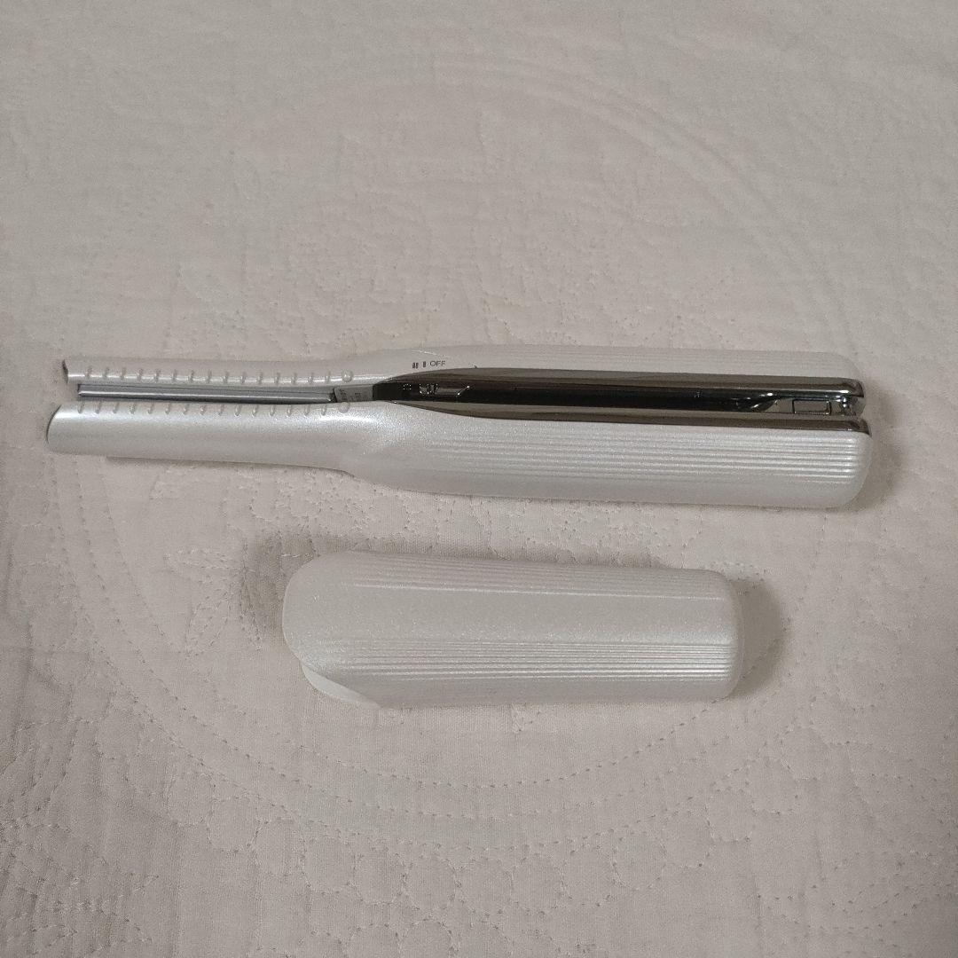 リファ　コードレスヘアアイロン