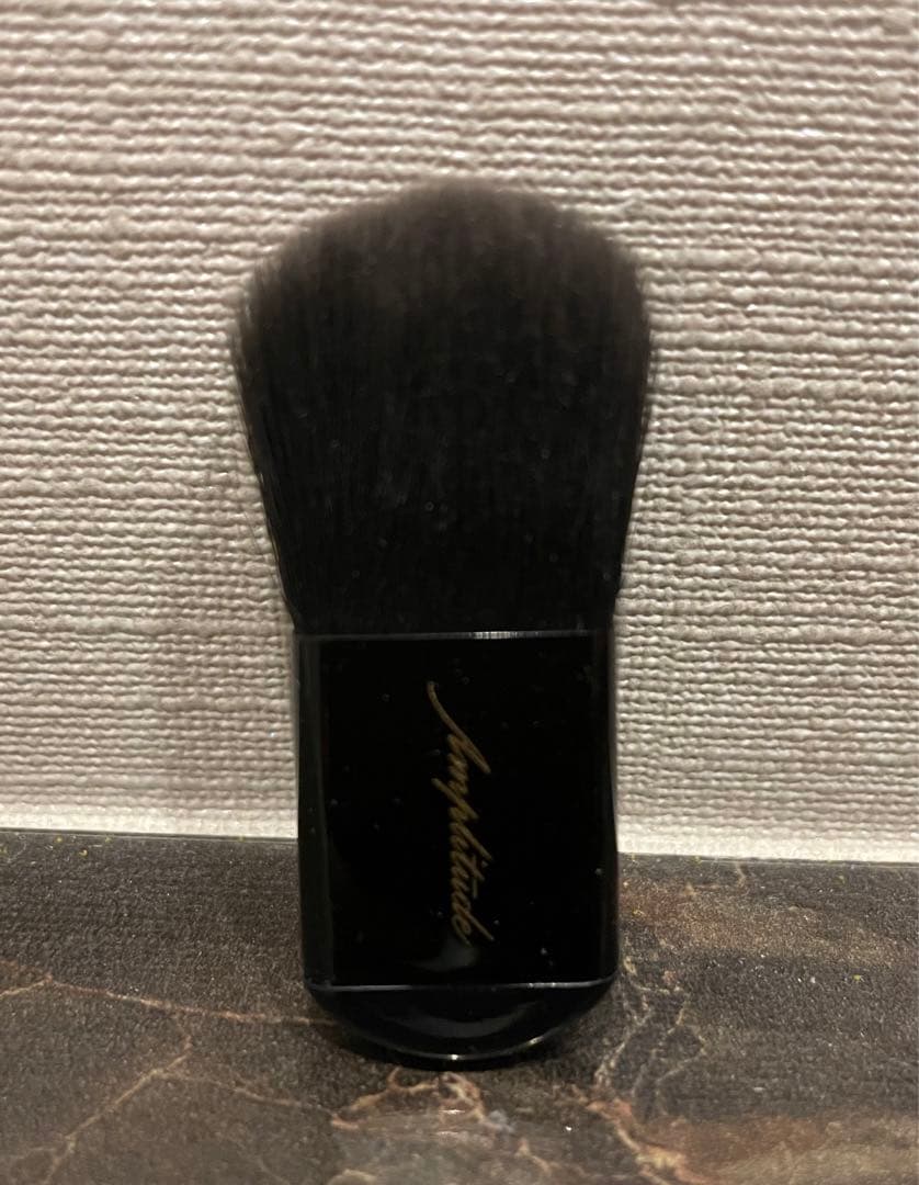 【ほぼ新品】Amplitudeコンピキュアスマットチークス（02番タンジェリン）