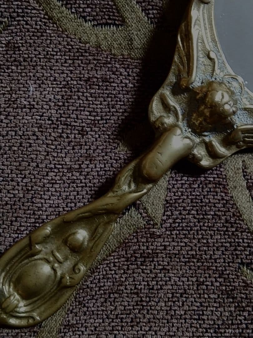 アンティークブロンズエンジェルミラー・真鍮手鏡・天使手鏡
