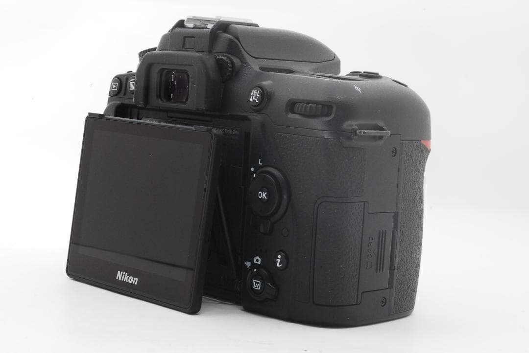 Nikon D7500ダブルレンズセット【高性能×超万能】極小ショット回数