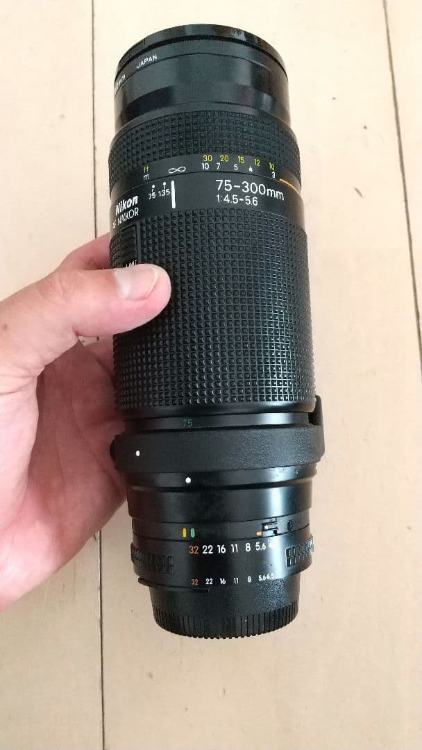 【良品】Nikon AF NIKKOR 75-300mm 望遠レンズ