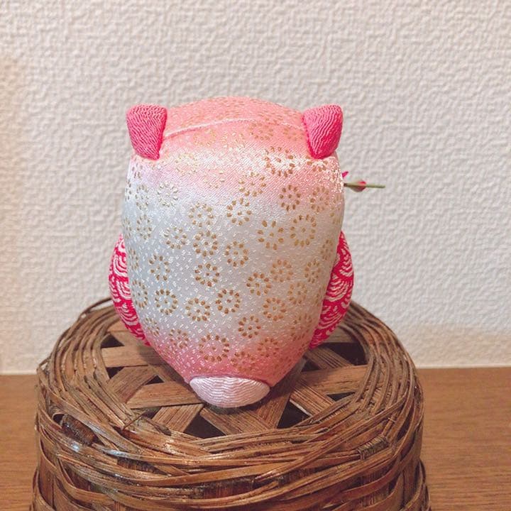 幸せふくろう　ふくろう　フクロウ　置物　木目込み人形