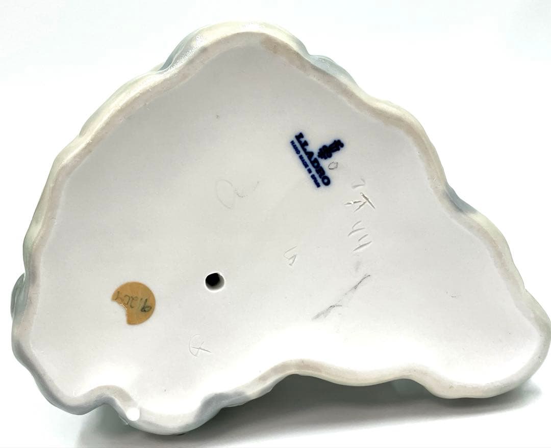 LLADRO リヤドロ 子羊とお昼休み