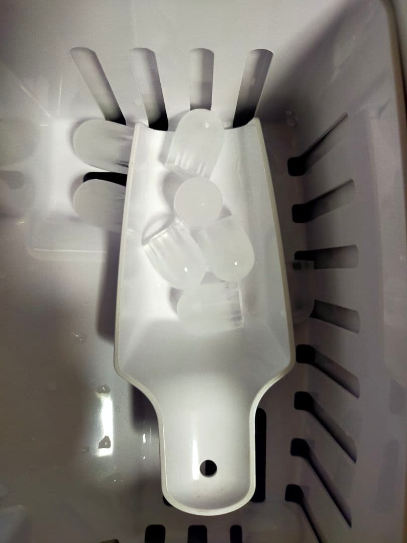 ベルソスの高速製氷機　 VS-ICE05　家庭製氷機