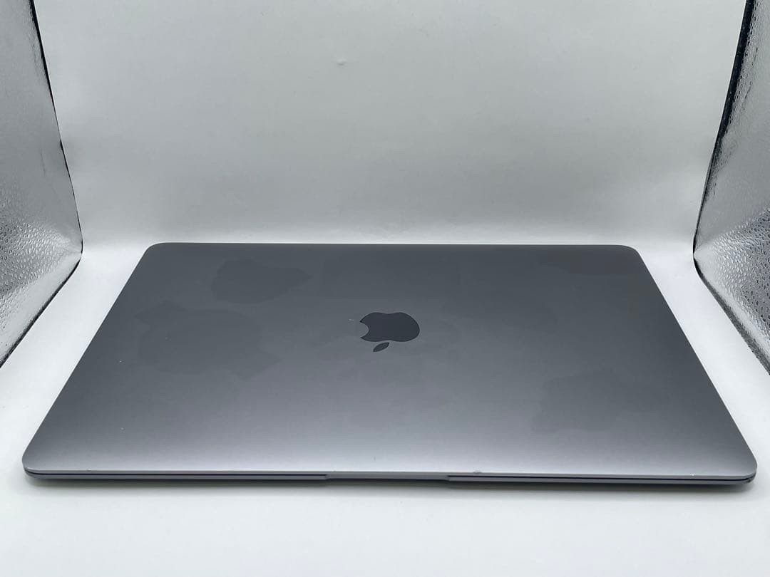 MacBook Air M1 2020 13インチ 8GB/512GB 中古品
