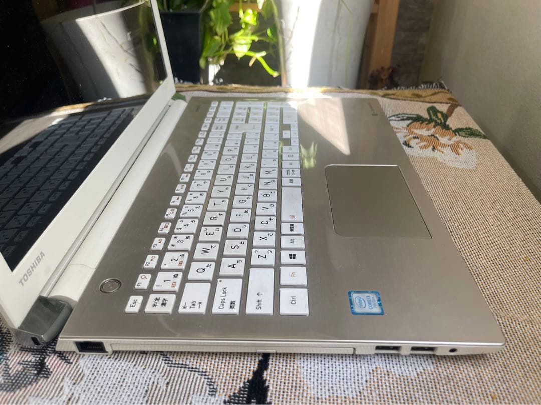 ノ-トパソコン【TOSHIBA 】 T75/GG第8世代 Core i7