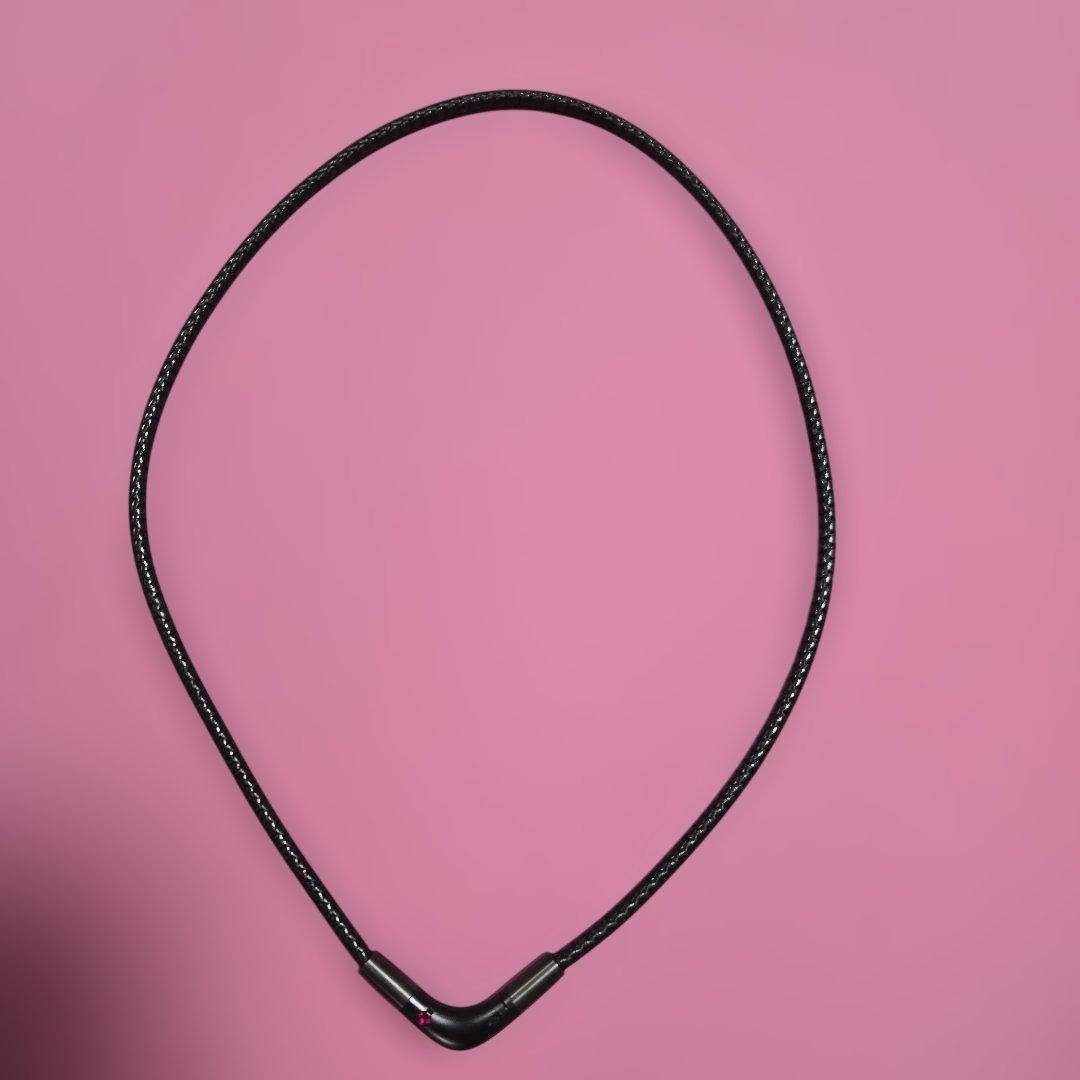 ファイテン　RAKUWA NECKLACEV　type