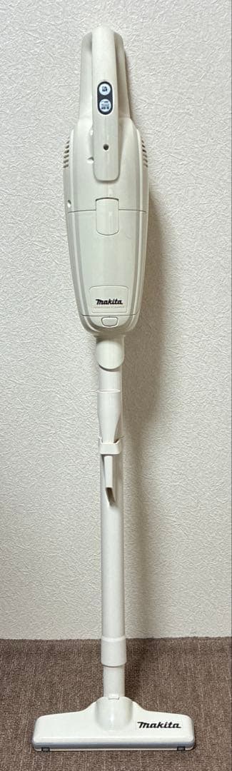 makita マキタコードレスクリーナーCL105D 充電コード 紙パック５枚