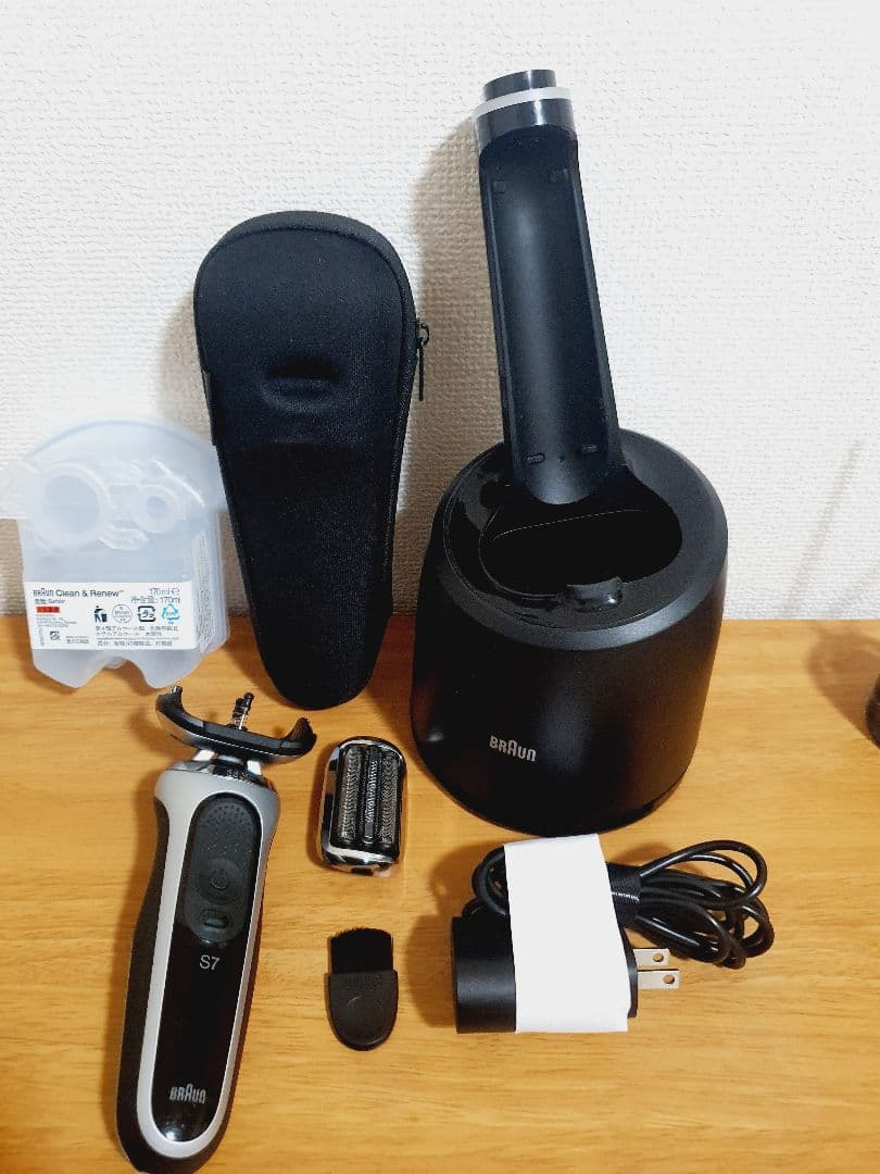 【美品】Braun s7 メンズ電気シェーバー ブラウンシリーズ 7