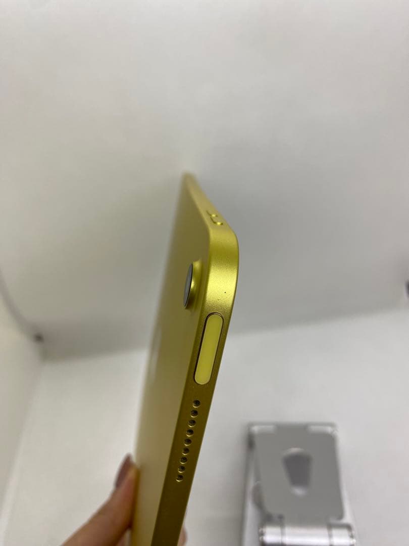 iPad 第10世代 256GB WiFiモデル. GF2QD