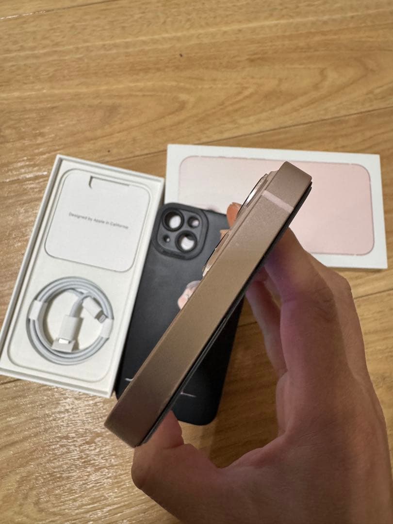 ❤️美品❤️ iPhone 13 Simフリー