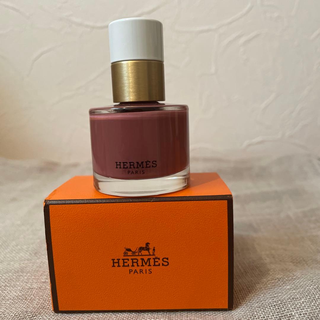 HERMES マニキュア　ネイルカラー 2本セット