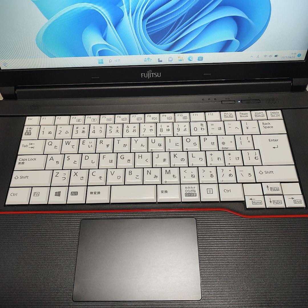 Fujitsu Windows 11 ノートPC LIFEBOOK A574/M