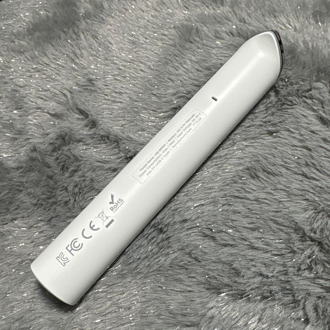 medicube メディキューブ　ブースタープロミニ　ホワイト　美顔器
