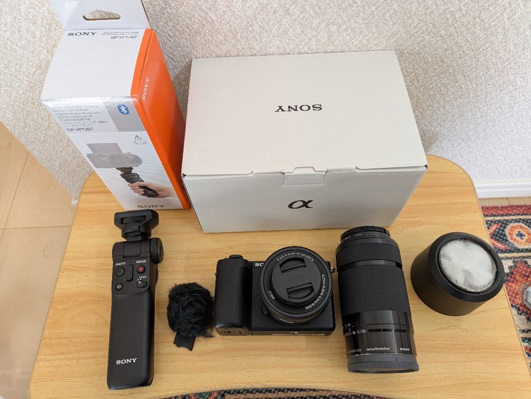 美品【SONY】VLOGCAM ZV-E10 II ダブルズームレンズ＋グリップ