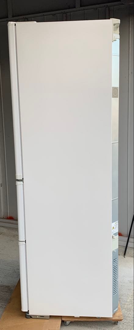 パナソニック　2021年製　冷蔵庫　NR-C372N-W 365L