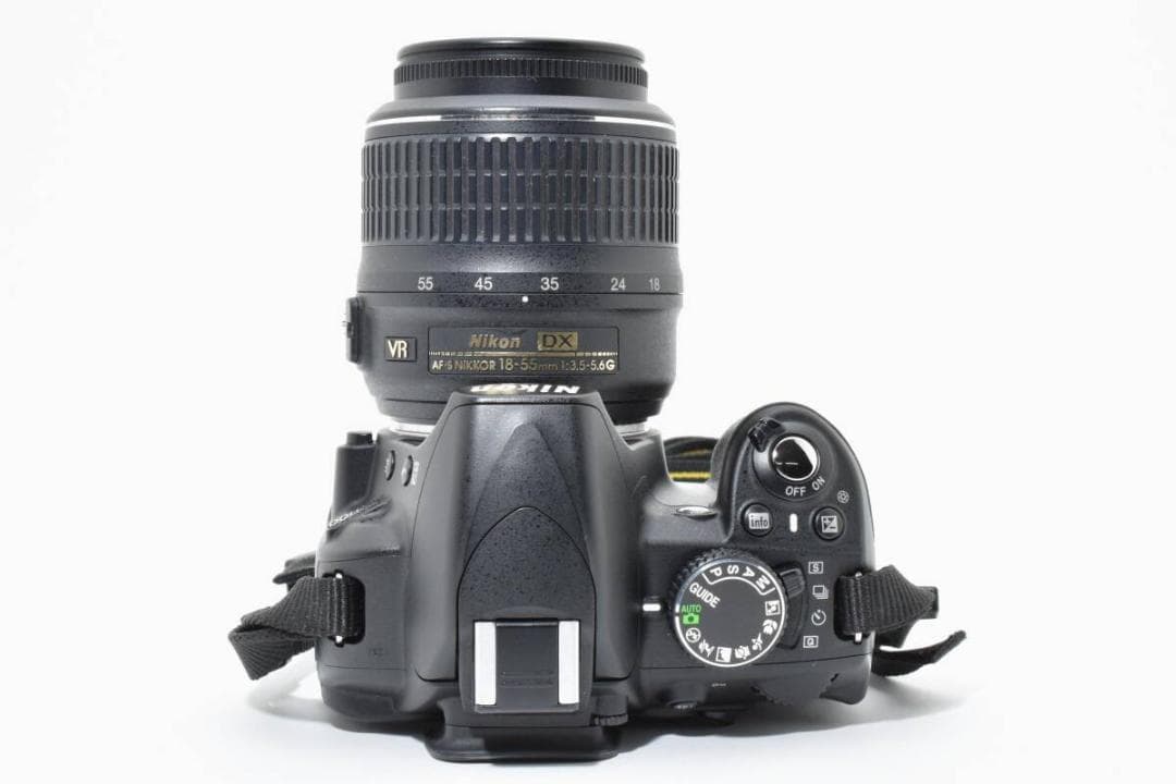 ■ 美品 ■ Nikon D3100 標準レンズ《S数極小 箱付き 初心者向け》