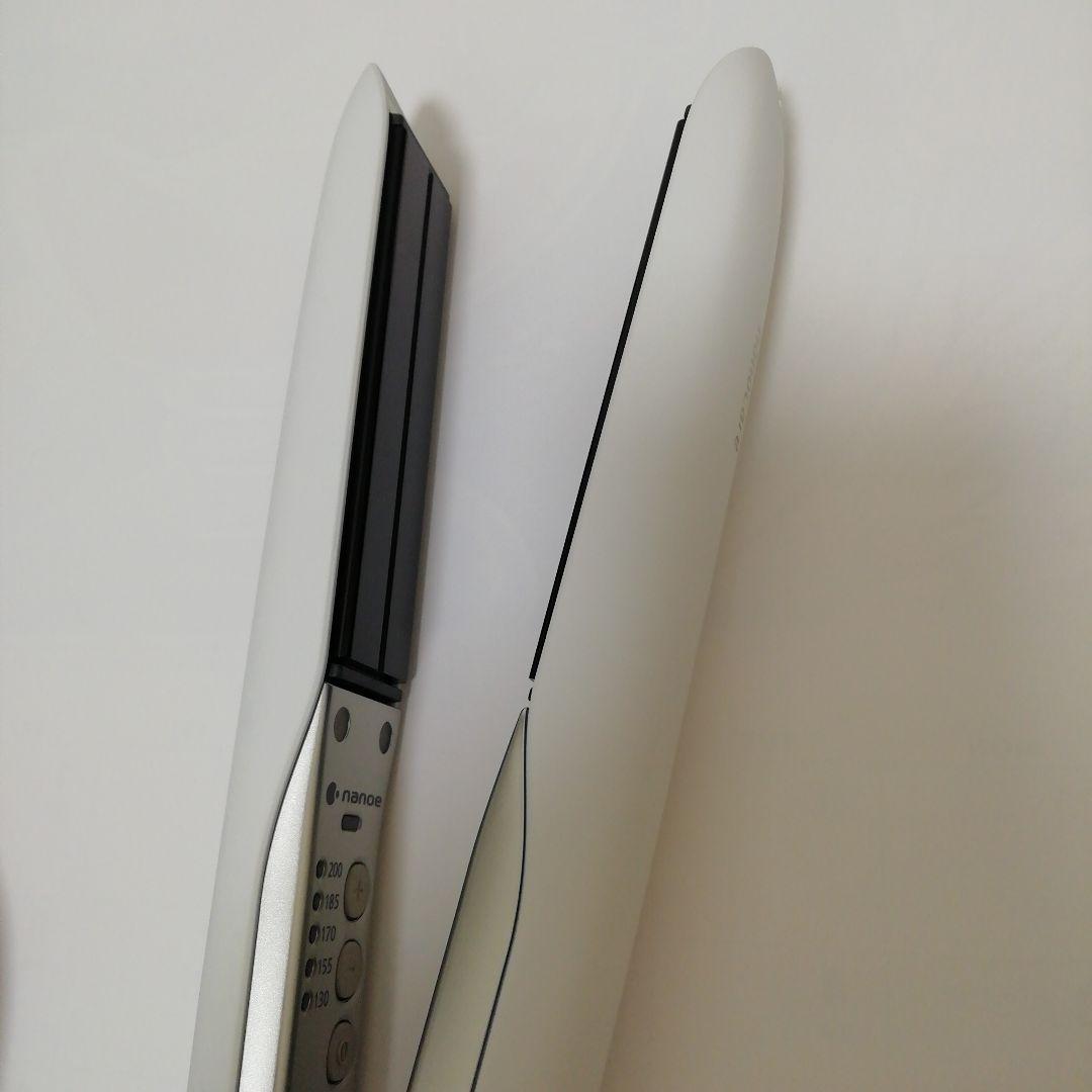 Panasonic　EH-HS0J-W パナソニック　ストレートアイロンナノケア