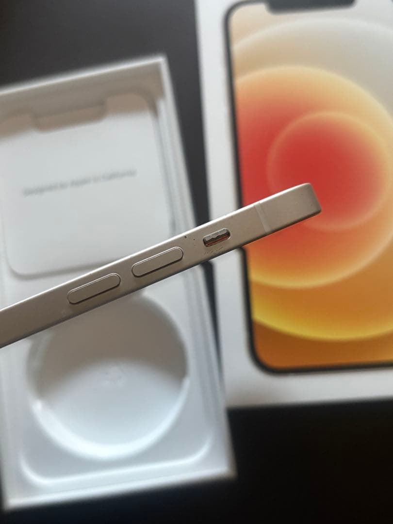 iPhone12 64GB ホワイト 本体 箱つき