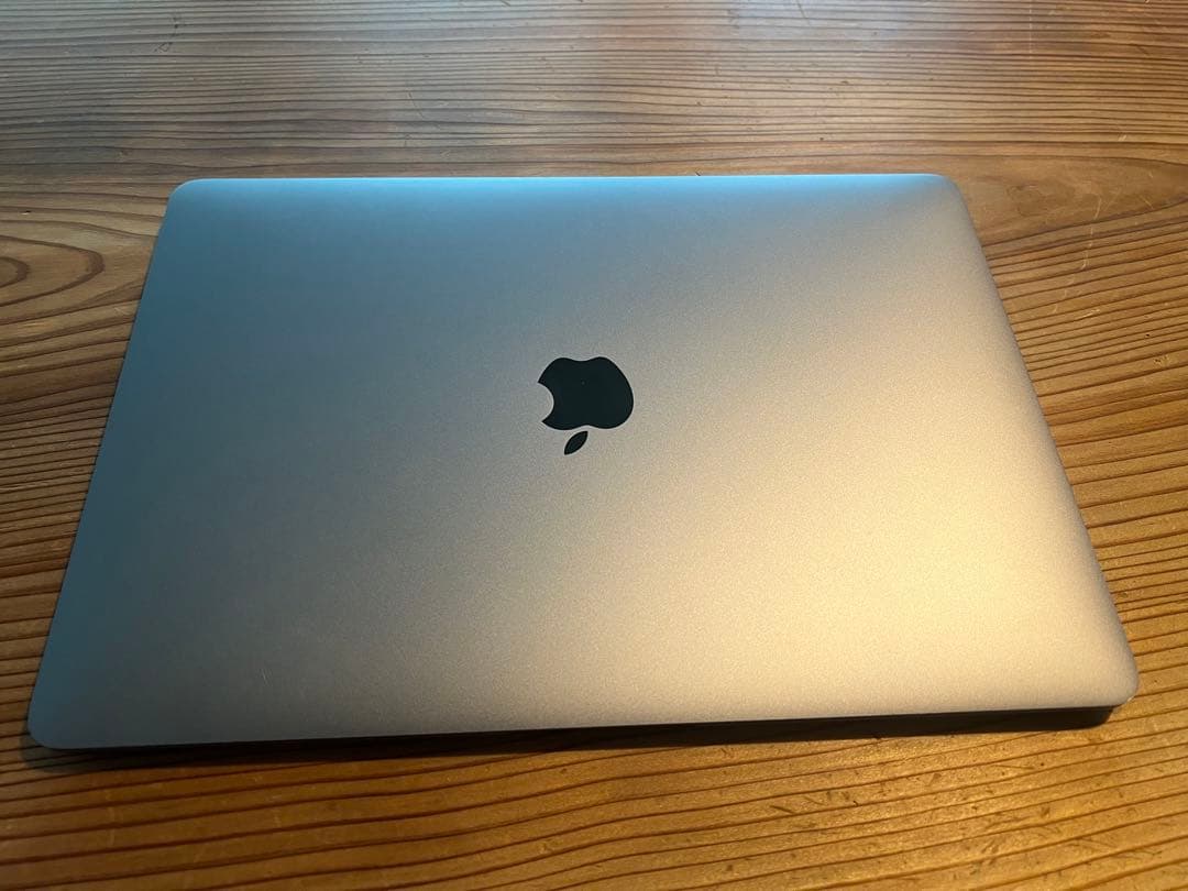 MacBook Air 13.3インチ  Early 2020