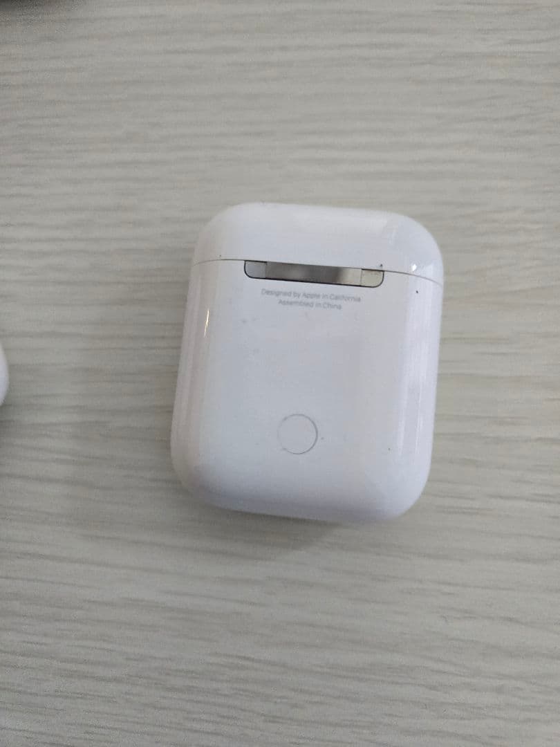 【ジャンク品】AirPods1世代２個、AirPodsPro１世代１個計３個