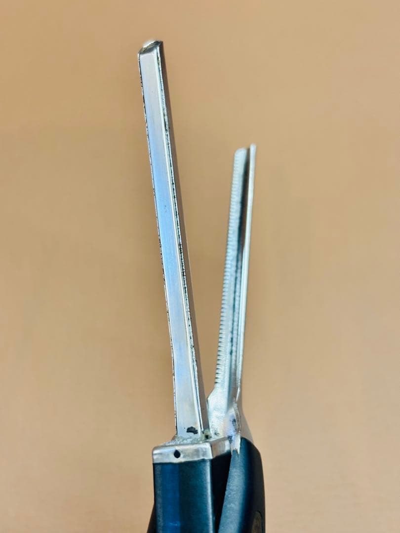 LENZ α-4レンツアイロン クシ目　5角4㎜　理容アイロン