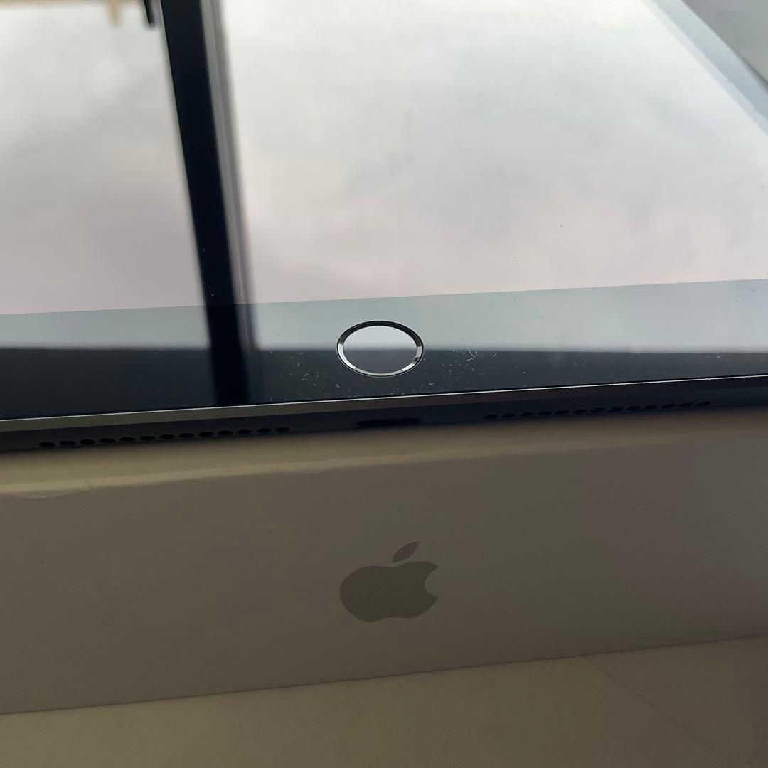 【超美品】Apple iPad 第7世代 Wi-Fi Cellular 32GB