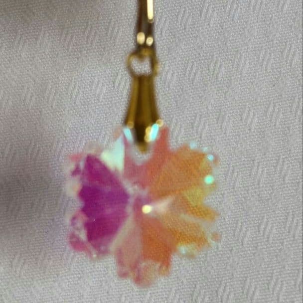 数限定　オーロラピアス　イヤリング可ネックレス可　雪結晶　桜スター星ハンドメイド