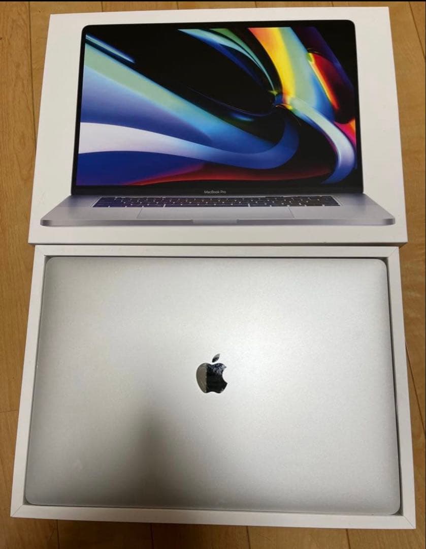 MacBook Pro 2019 16インチ i9 32GB シルバー
