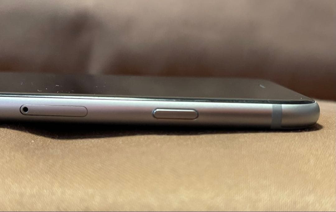 Apple iPhone 6s Plus 64GB スペースグレイ 本体