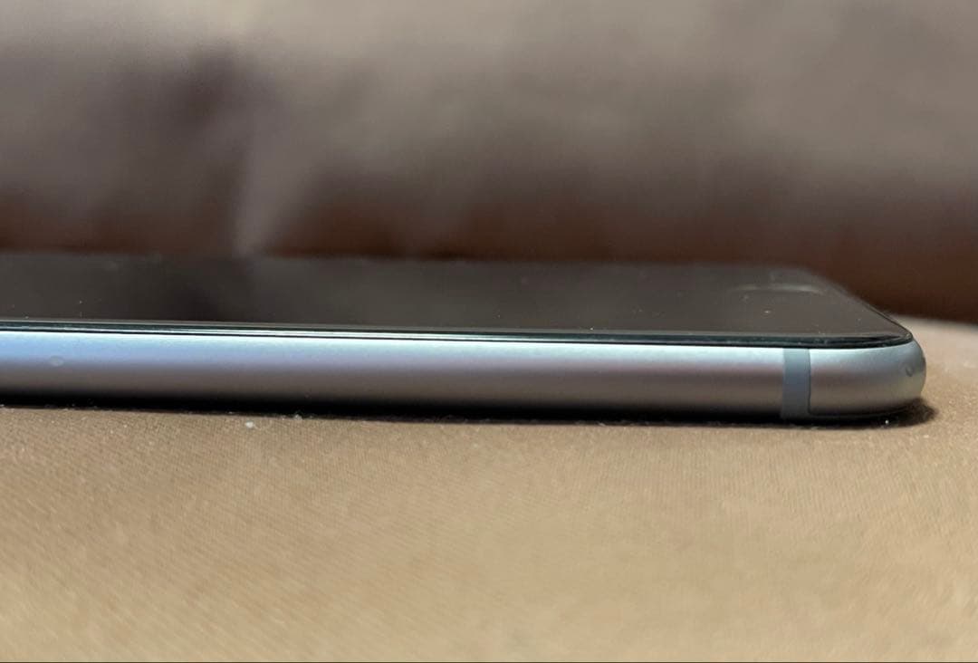 Apple iPhone 6s Plus 64GB スペースグレイ 本体