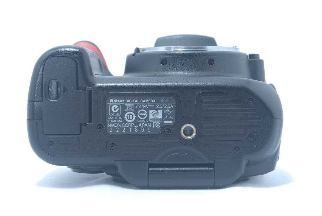 ショット数少なめ✨Nikon 人気モデル レンズキット 一眼レフ 初心者おすすめ