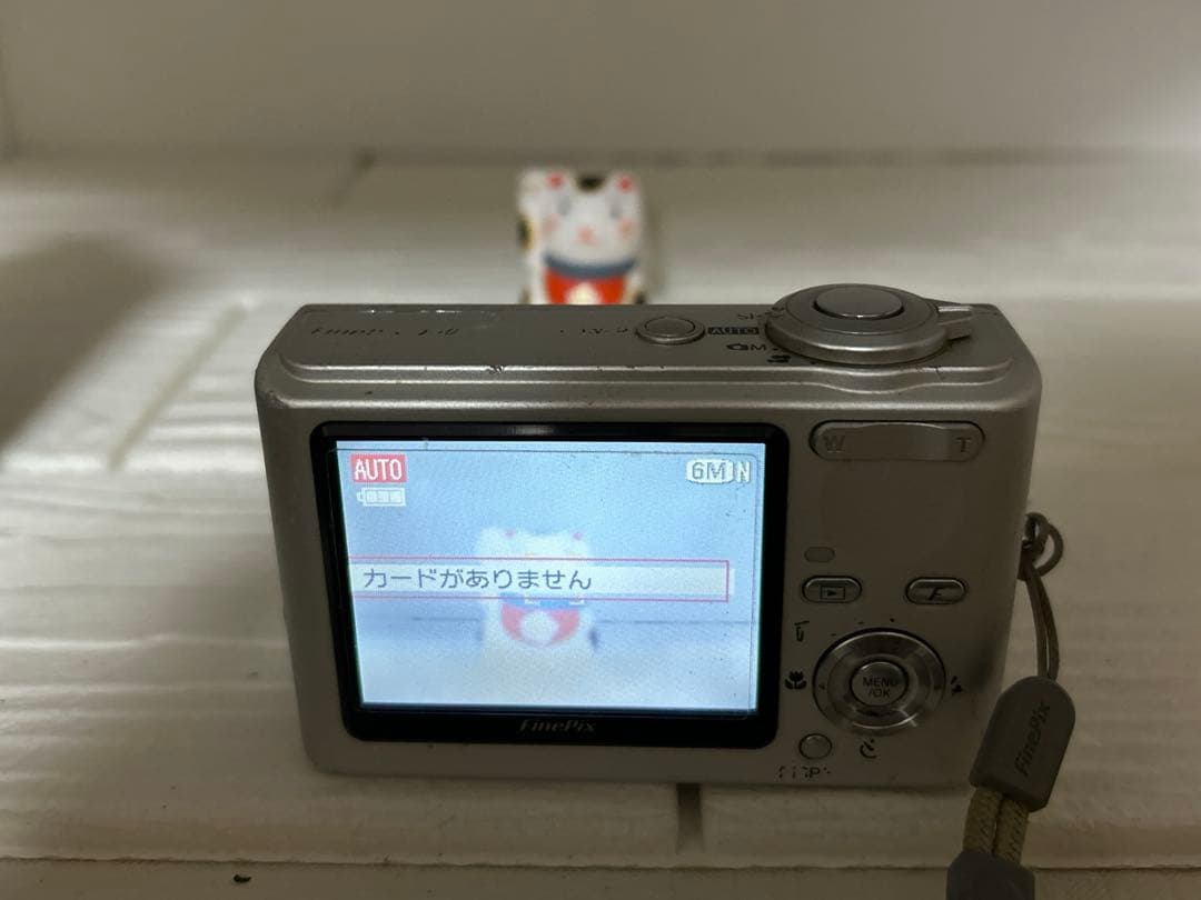 【動作確認済/訳あり】FUJIFILM FinePix F10 本体＋バッテリー