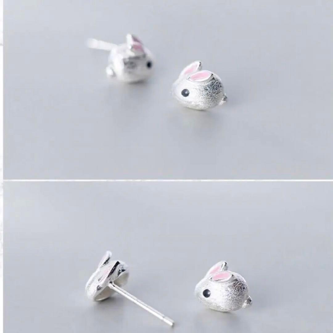 PA169【チビウサギ】ピアス　小粒　可愛い　うさぎ　アニマル　シルバー